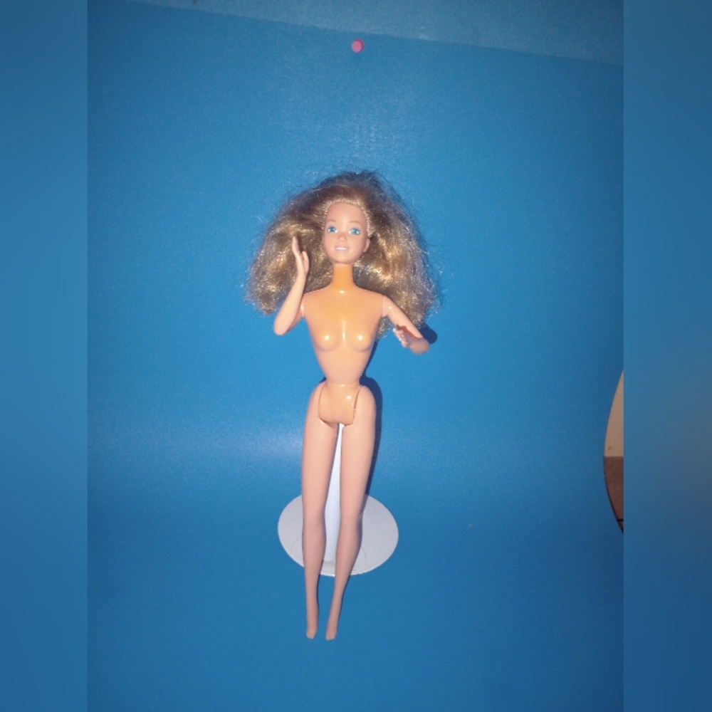 1979 Barbie Head Doll Brown Hair Blue Eyes 1966 Body Philippines Mattel Vintage